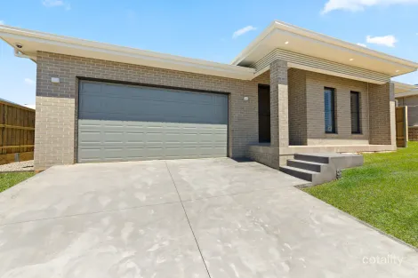 18 Tiral Way, Crangan Bay, NSW 2259