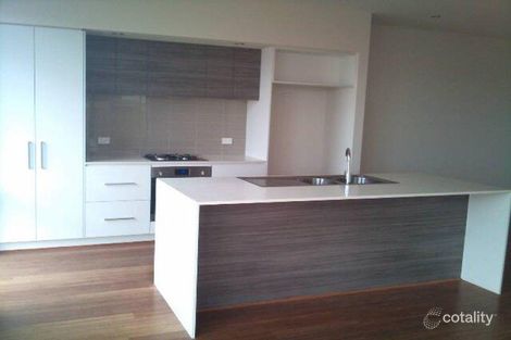 Property photo of 10 Burn Nar Look Drive Burwood VIC 3125