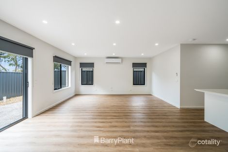Property photo of 2/15 Matthews Street Grovedale VIC 3216