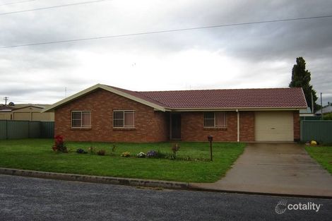 21 Burton St, Blayney, NSW 2799