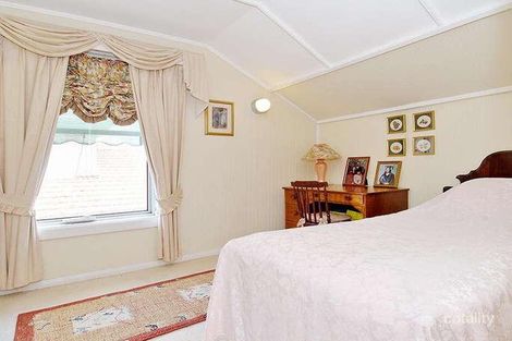 Property photo of 1/80 Napier Crescent Essendon VIC 3040