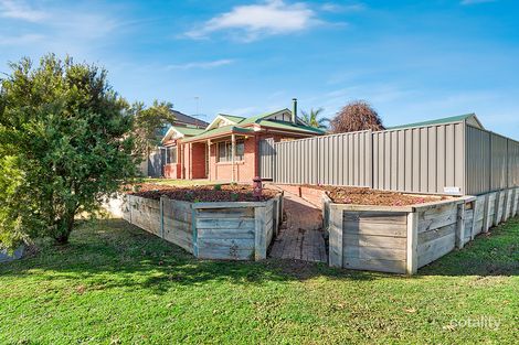 Property photo of 10 Avery Court Narre Warren VIC 3805