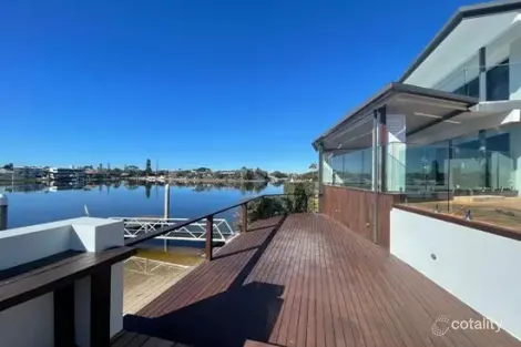 Property photo of 57 Blair Athol Crescent Bundall QLD 4217