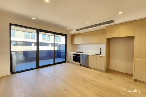 6 Lilyturfs Walk, Oakleigh South, VIC 3167