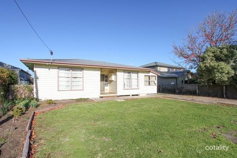 18 Dixon St, Stratford, VIC 3862