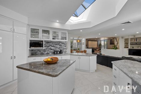 Property photo of 18 Tristania Rise Duncraig WA 6023