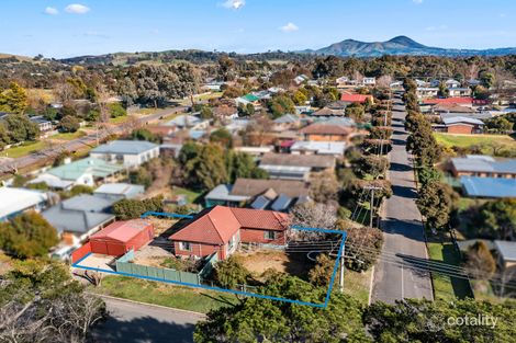 Property photo of 2 Cricket Street Mansfield VIC 3722