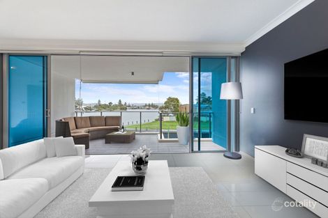 Property photo of 207/30-32 Paradise Island Surfers Paradise QLD 4217