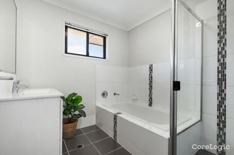 Property photo of 1/125 Cowie Road Carseldine QLD 4034