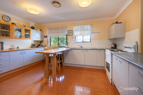 4 Cockatiel Ct, Loganlea, QLD 4131