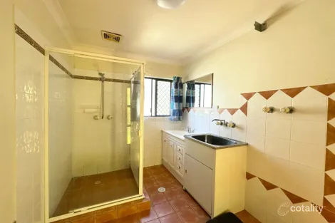 Property photo of 51 Oceanic Drive Mermaid Waters QLD 4218