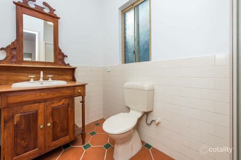 Property photo of 2 Muirhead Way Kingsley WA 6026