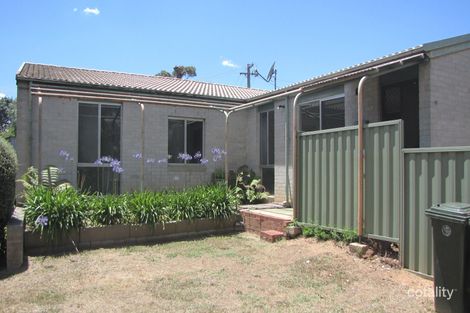 Property photo of 62 Carr Crescent Wanniassa ACT 2903