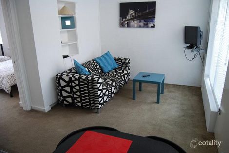 Property photo of 302/363 Beaconsfield Parade St Kilda West VIC 3182