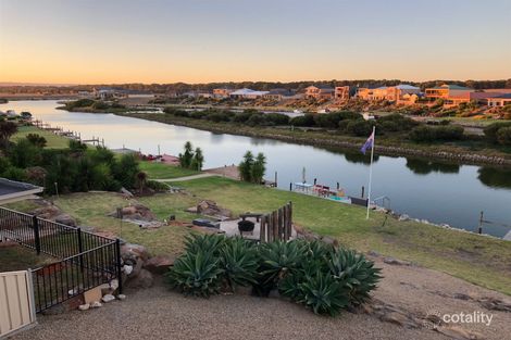 Property photo of 38 Britannia Parade Hindmarsh Island SA 5214