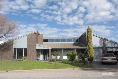 7 Honolulu Gr, West Lakes, SA 5021