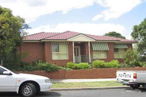 Property photo of 2/2 Dumossa Avenue Bulleen VIC 3105