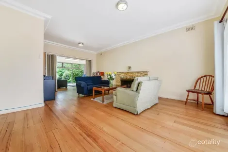 Property photo of 11 Winbourne Road Mount Waverley VIC 3149