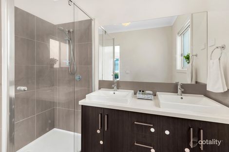 Property photo of 21 Gardner Terrace Craigieburn VIC 3064