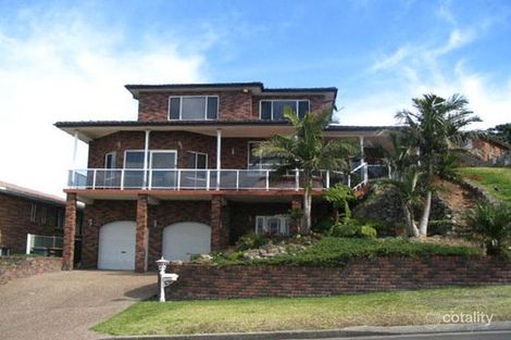 6 Murrogun Cres, Cordeaux Heights, NSW 2526