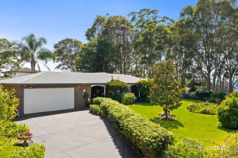 Property photo of 23 Grevillea Crescent Berkeley Vale NSW 2261