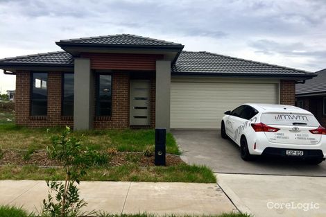 Property photo of 14 Taylor Street Oran Park NSW 2570