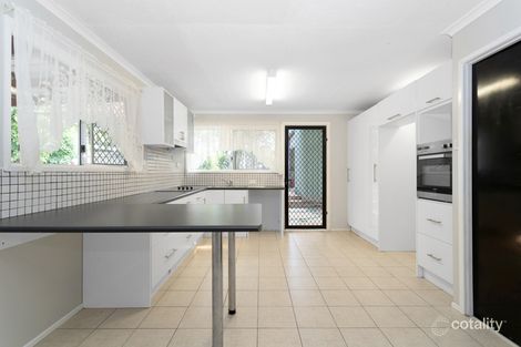 Property photo of 32 Geoffrey Thomas Drive Bucasia QLD 4750