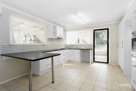 Property photo of 32 Geoffrey Thomas Drive Bucasia QLD 4750