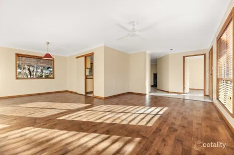Property photo of 12 Merlin Court Preston QLD 4352