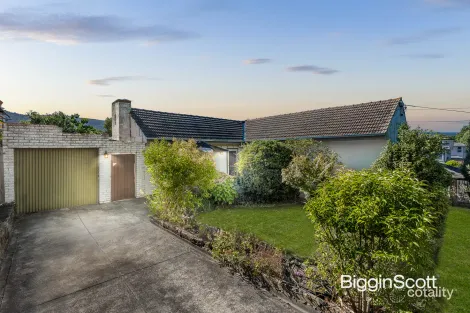 Property photo of 21 Stradbroke Road Boronia VIC 3155