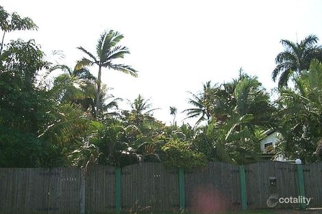 79-81 Mayers St, Manoora, QLD 4870