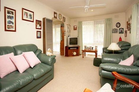 Property photo of 46 Dunsterville Crescent Frankston VIC 3199