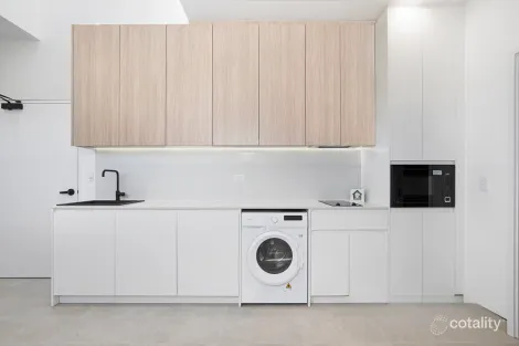 Property photo of 16 Billabong Street Pendle Hill NSW 2145