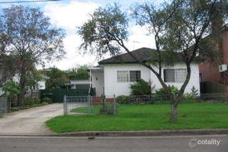 16 Stella St, Fairfield Heights, NSW 2165