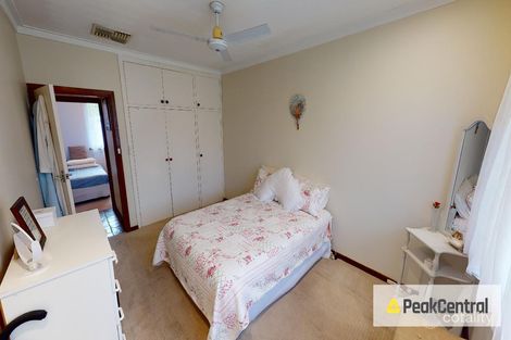Property photo of 4 Hamersley Way Kardinya WA 6163