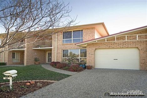 11 Attwood Cl, Gordon, ACT 2906