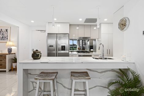 Property photo of 103/37 Sickle Avenue Hope Island QLD 4212