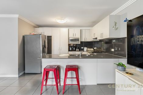 Property photo of 8/29 Lorimer Crescent Elderslie NSW 2570