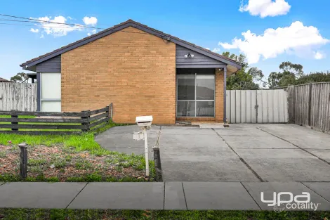 6 Malmsbury Dr, Meadow Heights, VIC 3048