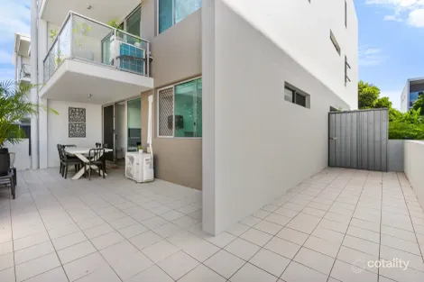 Property photo of 21/1 Gaven Crescent Mermaid Beach QLD 4218