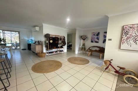 Property photo of 4 Clark Close Hunterview NSW 2330