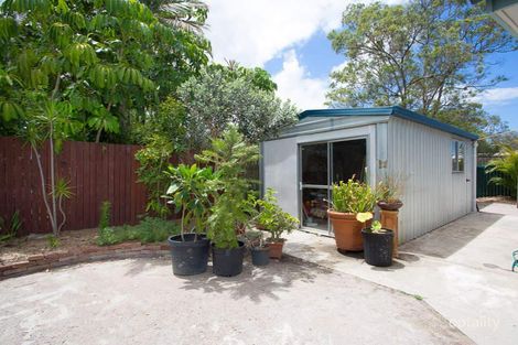 Property photo of 6 Ruby Avenue Ningi QLD 4511