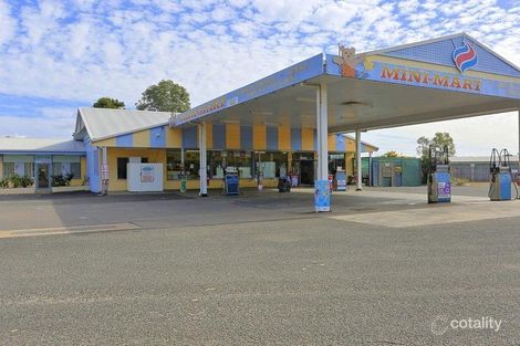 120 Moore Park Rd, Moore Park Beach, QLD 4670