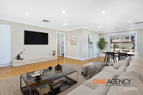 Property photo of 24 Barrallier Way St Clair NSW 2759