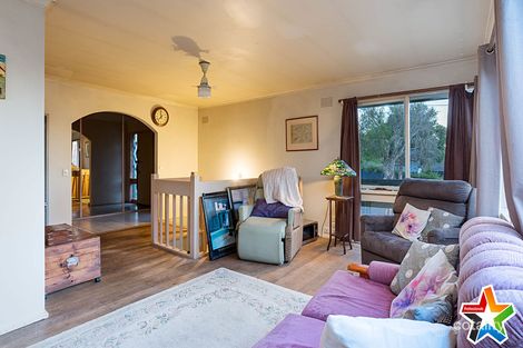 Property photo of 37 Daymar Drive Mooroolbark VIC 3138