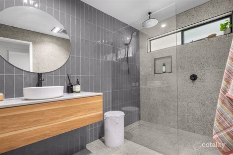 14 Weston Dr, Bunya, QLD 4055