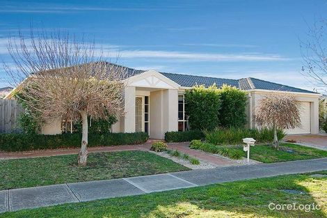 Property photo of 9 Warrego Place Taylors Lakes VIC 3038
