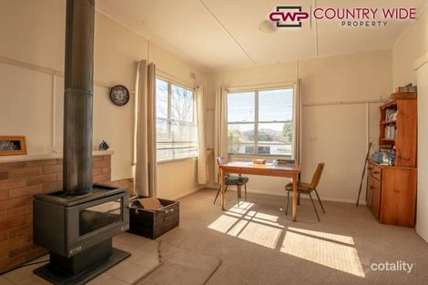 Property photo of 11 Macquarie Street Glen Innes NSW 2370