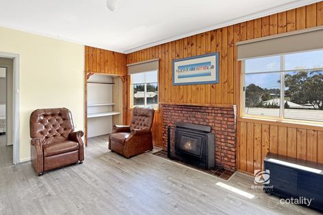 Property photo of 8 Sudings Road Lakes Entrance VIC 3909