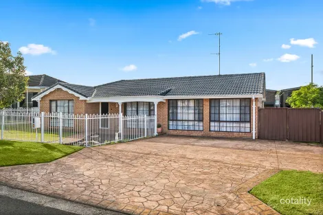 48 Addison Ave, Lake Illawarra, NSW 2528